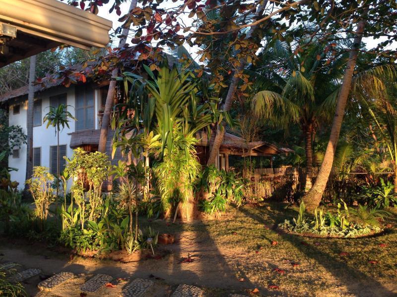 The Bruce Luxury Private Cottage Siquijor Dış mekan fotoğraf